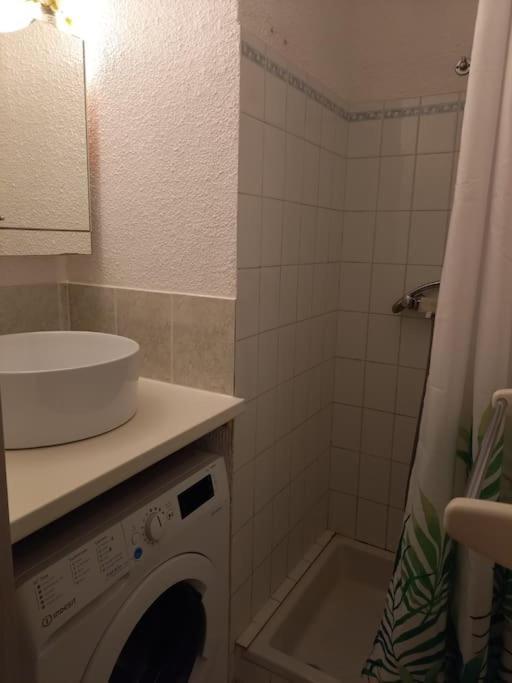 Location Dans Residence Calme, Proche Mer Cavalaire-sur-Mer Exterior foto